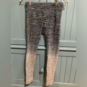 Homma stretch moisture whicking ombré legging. Never worn.